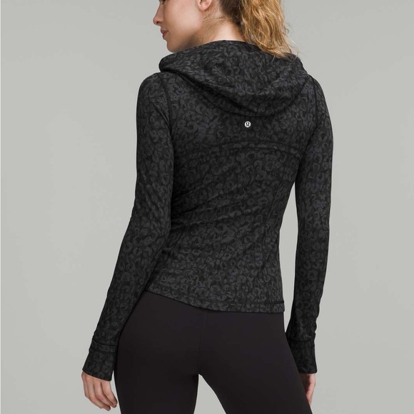 Lululemon defined hooded jacket size 8 - Picture 9 of 10